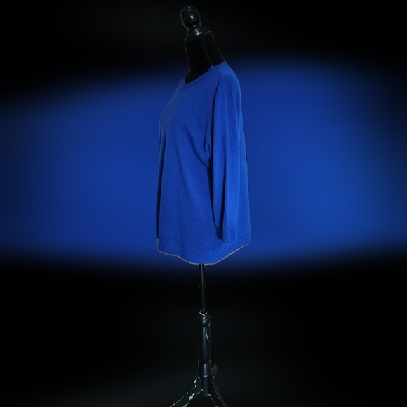 #C94 Women’s Classic Additions Long Sleeve Pullover Blue Sweater - Picture 5 of 6